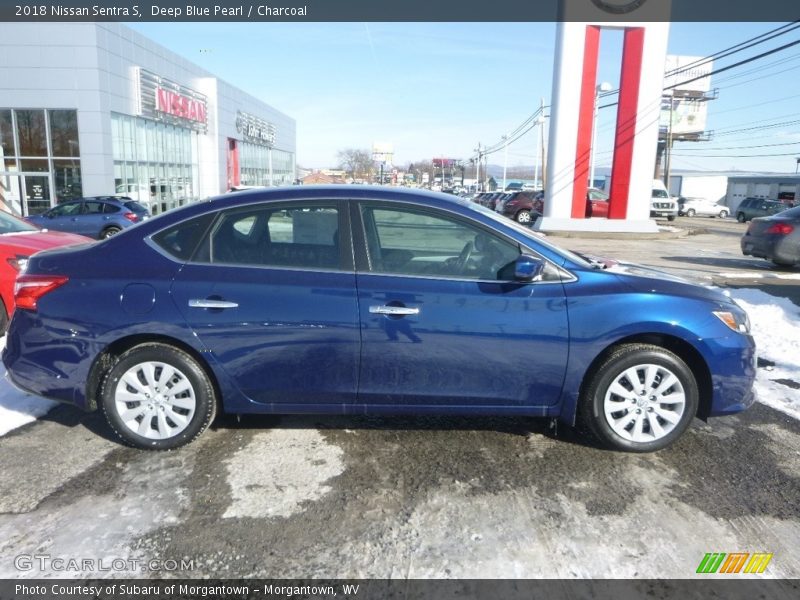 Deep Blue Pearl / Charcoal 2018 Nissan Sentra S