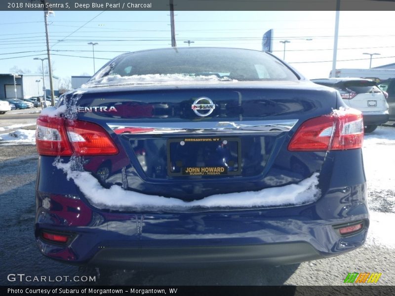 Deep Blue Pearl / Charcoal 2018 Nissan Sentra S