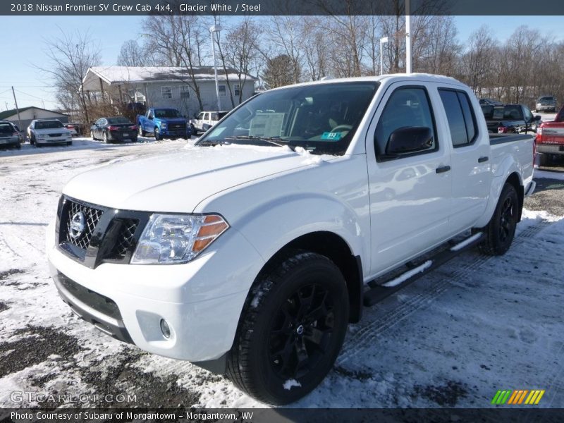 Front 3/4 View of 2018 Frontier SV Crew Cab 4x4
