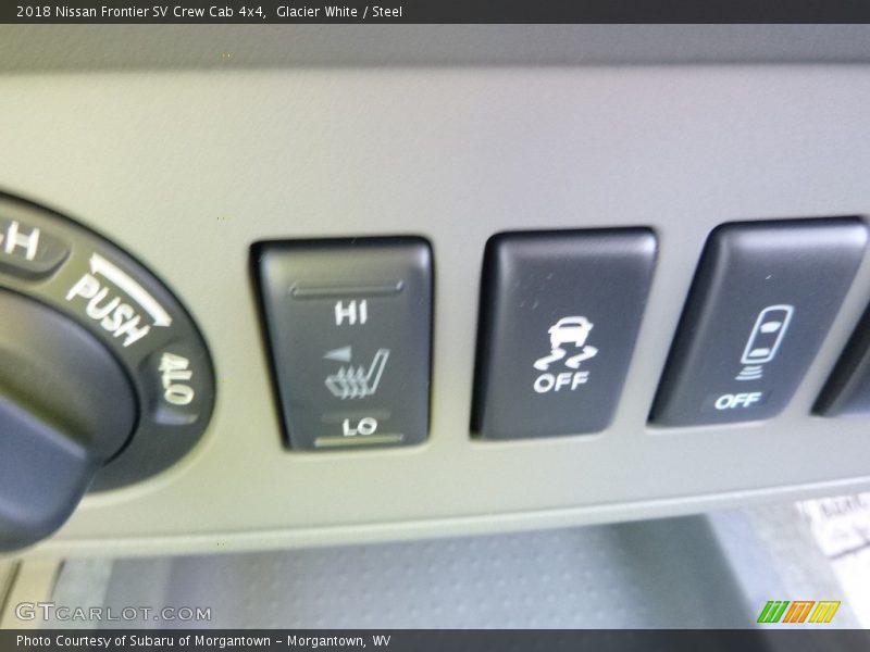 Glacier White / Steel 2018 Nissan Frontier SV Crew Cab 4x4