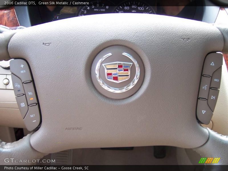 Green Silk Metallic / Cashmere 2006 Cadillac DTS