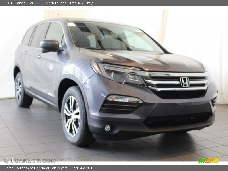 Modern Steel Metallic / Gray 2018 Honda Pilot EX-L