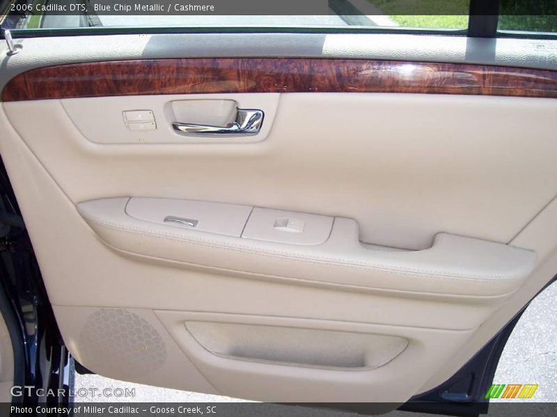 Blue Chip Metallic / Cashmere 2006 Cadillac DTS