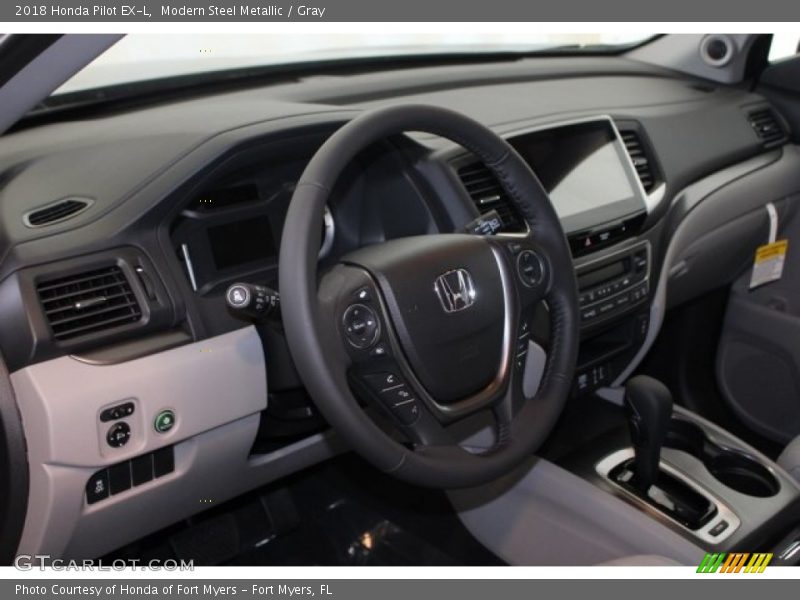 Modern Steel Metallic / Gray 2018 Honda Pilot EX-L