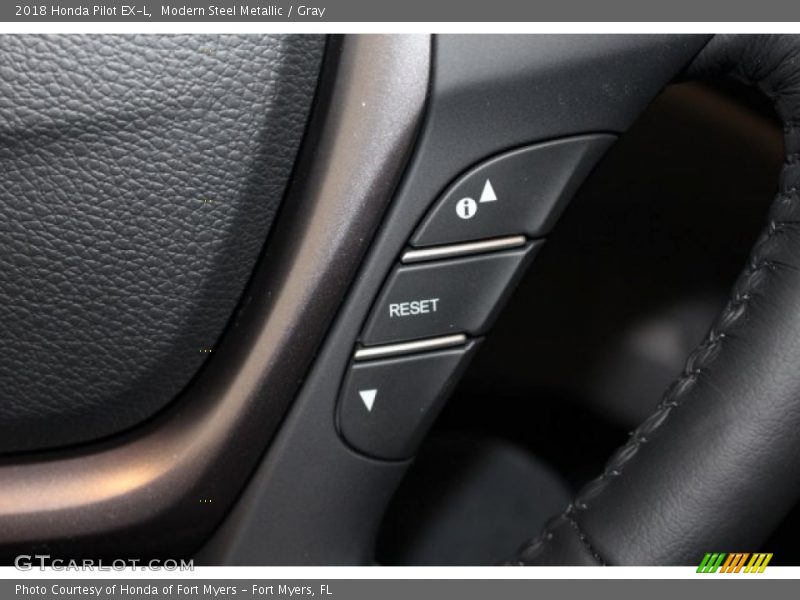 Modern Steel Metallic / Gray 2018 Honda Pilot EX-L