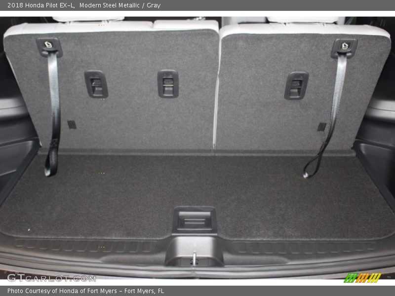 Modern Steel Metallic / Gray 2018 Honda Pilot EX-L