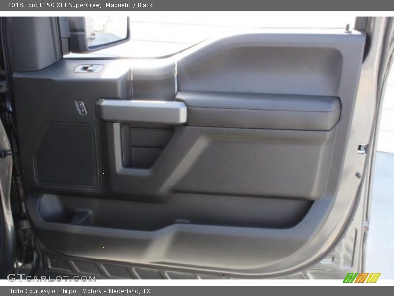 Magnetic / Black 2018 Ford F150 XLT SuperCrew