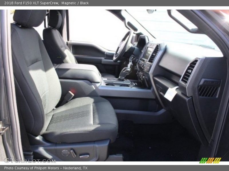 Magnetic / Black 2018 Ford F150 XLT SuperCrew