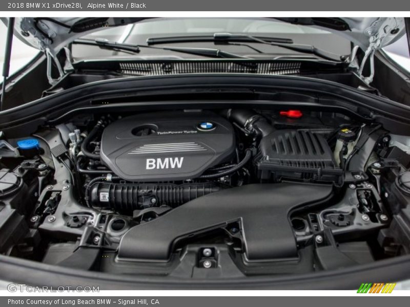 Alpine White / Black 2018 BMW X1 xDrive28i