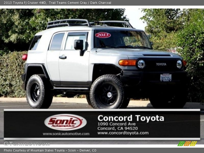 Trail Teams Cement Gray / Dark Charcoal 2013 Toyota FJ Cruiser 4WD