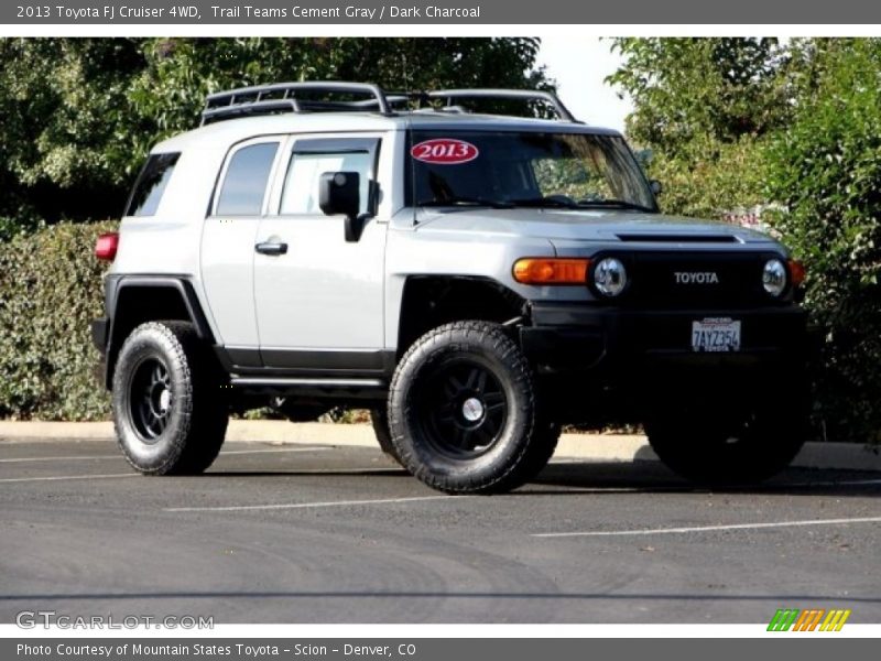 Trail Teams Cement Gray / Dark Charcoal 2013 Toyota FJ Cruiser 4WD