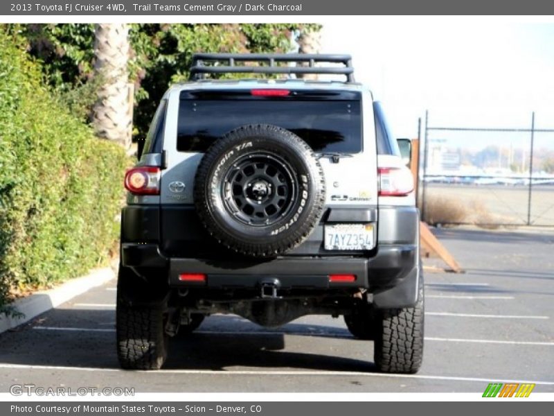 Trail Teams Cement Gray / Dark Charcoal 2013 Toyota FJ Cruiser 4WD