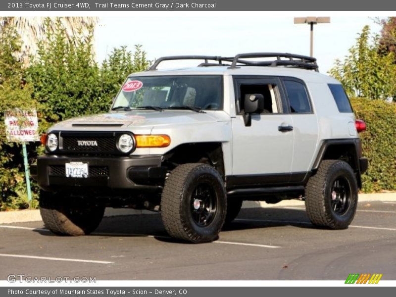 Trail Teams Cement Gray / Dark Charcoal 2013 Toyota FJ Cruiser 4WD