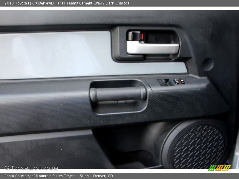 Trail Teams Cement Gray / Dark Charcoal 2013 Toyota FJ Cruiser 4WD