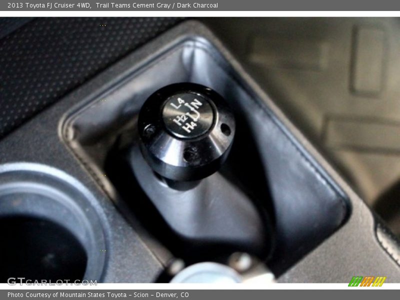 Trail Teams Cement Gray / Dark Charcoal 2013 Toyota FJ Cruiser 4WD