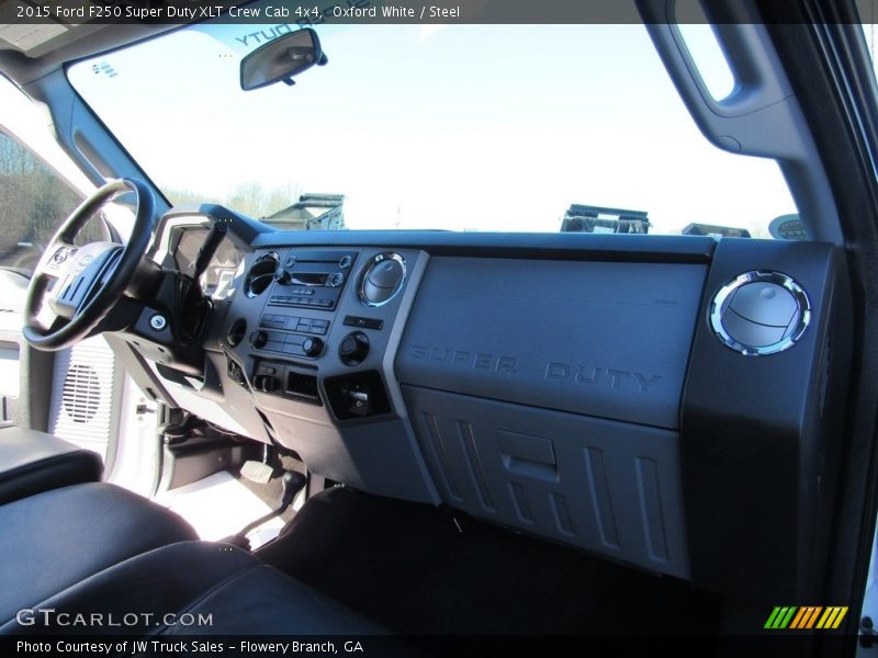 Oxford White / Steel 2015 Ford F250 Super Duty XLT Crew Cab 4x4