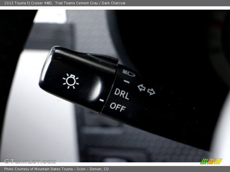 Trail Teams Cement Gray / Dark Charcoal 2013 Toyota FJ Cruiser 4WD