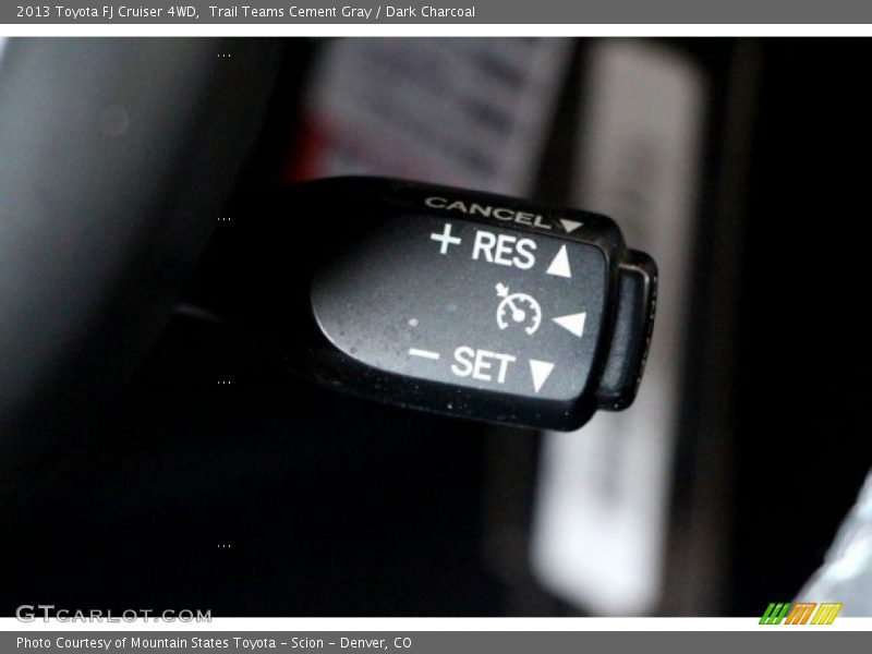 Trail Teams Cement Gray / Dark Charcoal 2013 Toyota FJ Cruiser 4WD