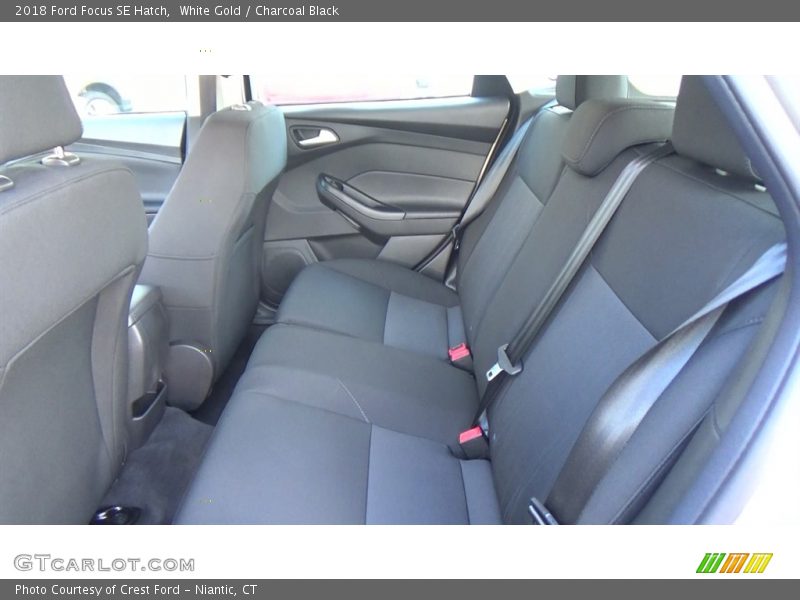 White Gold / Charcoal Black 2018 Ford Focus SE Hatch