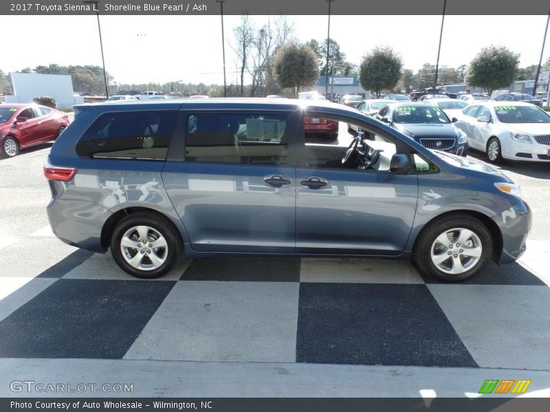 Shoreline Blue Pearl / Ash 2017 Toyota Sienna L