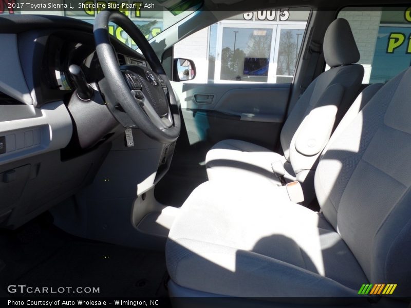 Shoreline Blue Pearl / Ash 2017 Toyota Sienna L