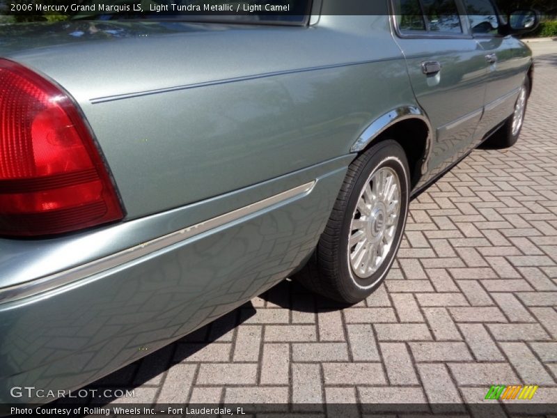 Light Tundra Metallic / Light Camel 2006 Mercury Grand Marquis LS