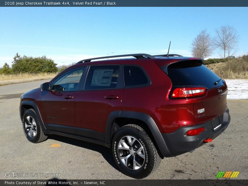 Velvet Red Pearl / Black 2018 Jeep Cherokee Trailhawk 4x4