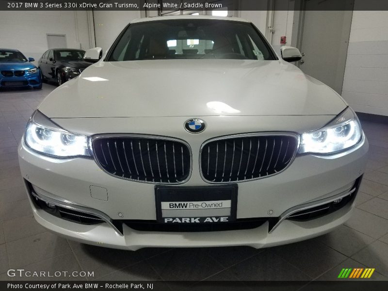 Alpine White / Saddle Brown 2017 BMW 3 Series 330i xDrive Gran Turismo