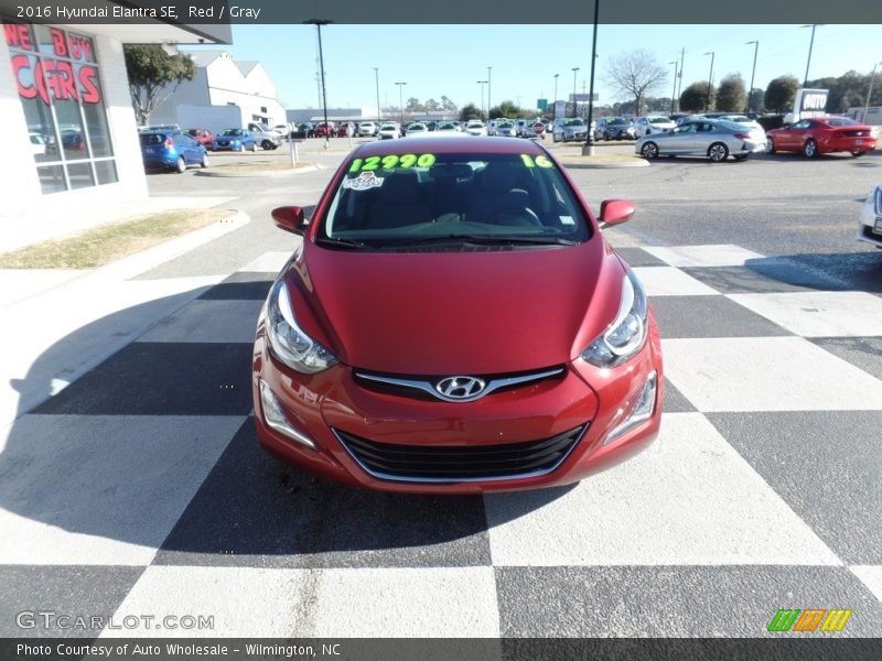 Red / Gray 2016 Hyundai Elantra SE