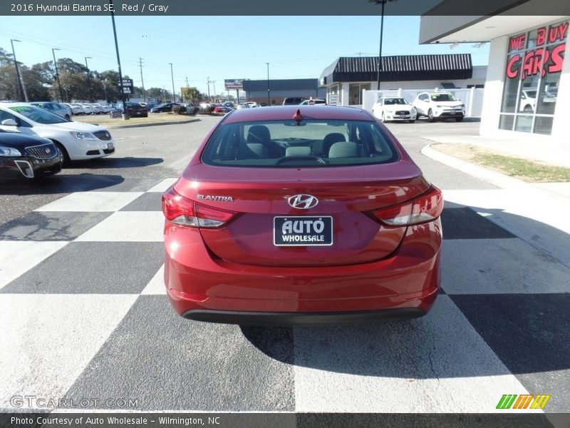 Red / Gray 2016 Hyundai Elantra SE