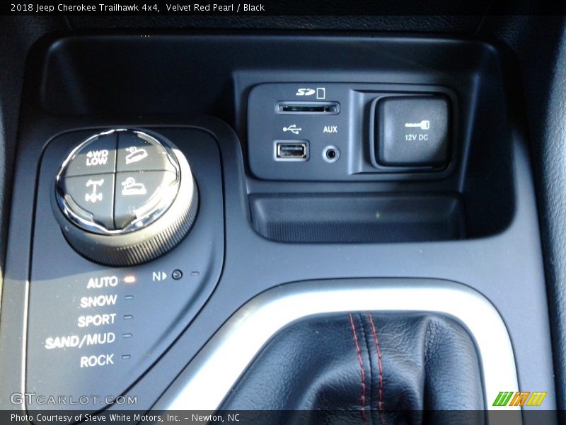Velvet Red Pearl / Black 2018 Jeep Cherokee Trailhawk 4x4