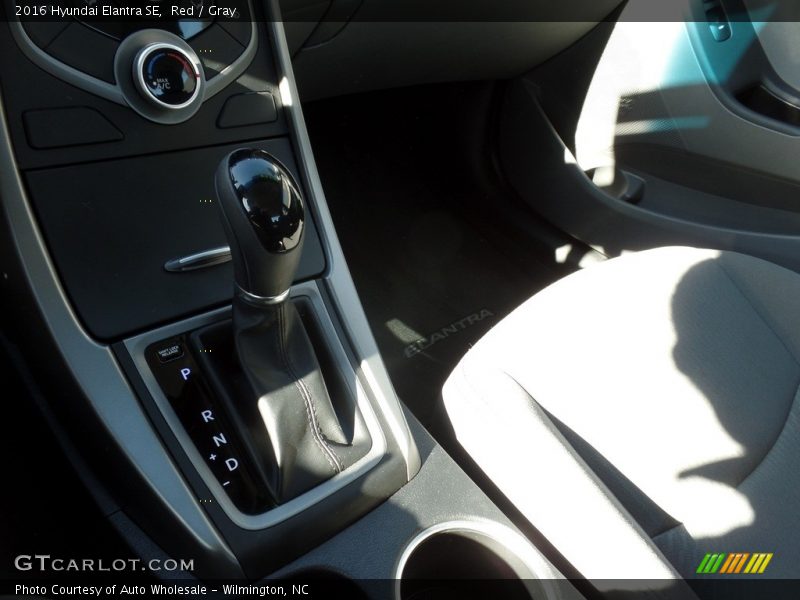Red / Gray 2016 Hyundai Elantra SE
