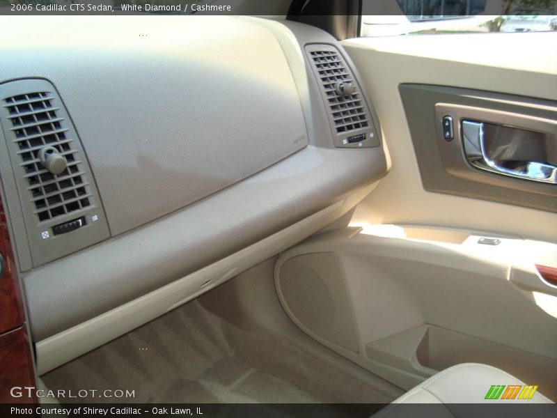 White Diamond / Cashmere 2006 Cadillac CTS Sedan