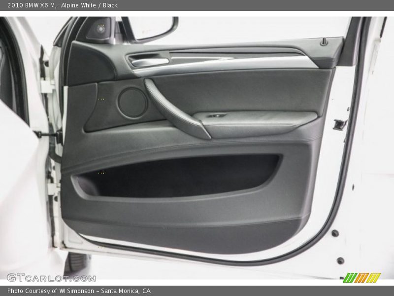 Alpine White / Black 2010 BMW X6 M