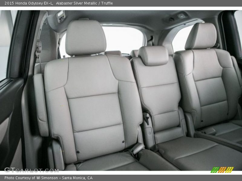 Alabaster Silver Metallic / Truffle 2015 Honda Odyssey EX-L