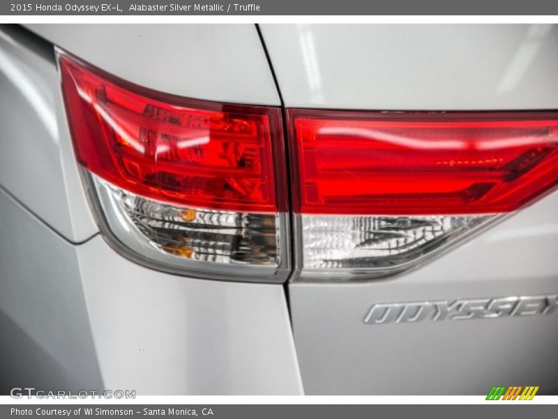 Alabaster Silver Metallic / Truffle 2015 Honda Odyssey EX-L