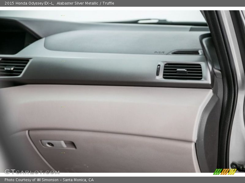 Alabaster Silver Metallic / Truffle 2015 Honda Odyssey EX-L