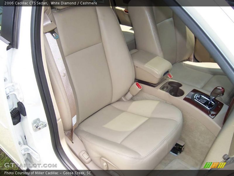 White Diamond / Cashmere 2006 Cadillac CTS Sedan