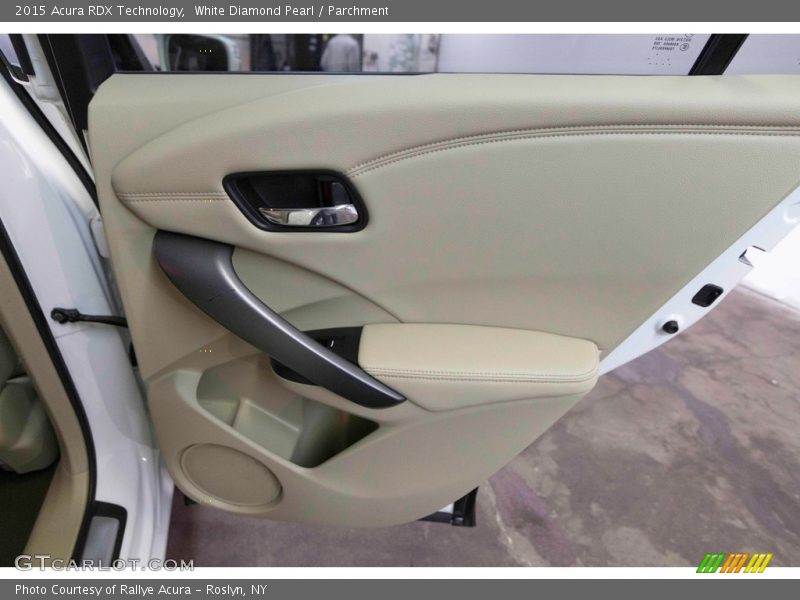 White Diamond Pearl / Parchment 2015 Acura RDX Technology