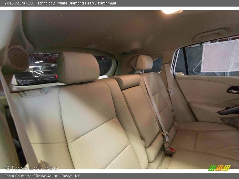 White Diamond Pearl / Parchment 2015 Acura RDX Technology