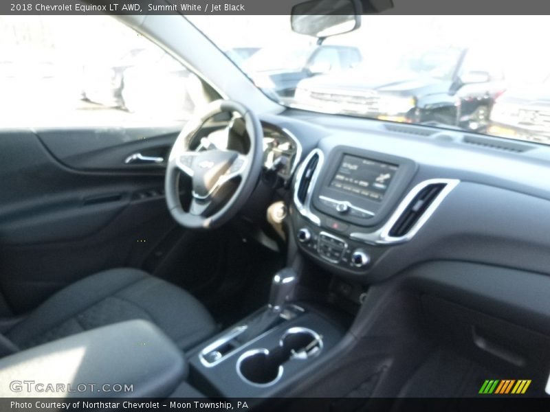Summit White / Jet Black 2018 Chevrolet Equinox LT AWD