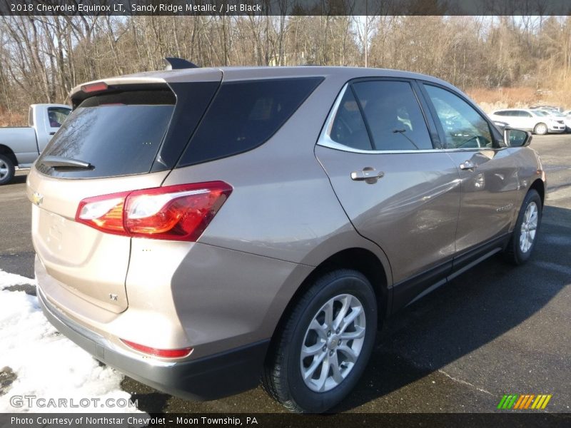 Sandy Ridge Metallic / Jet Black 2018 Chevrolet Equinox LT