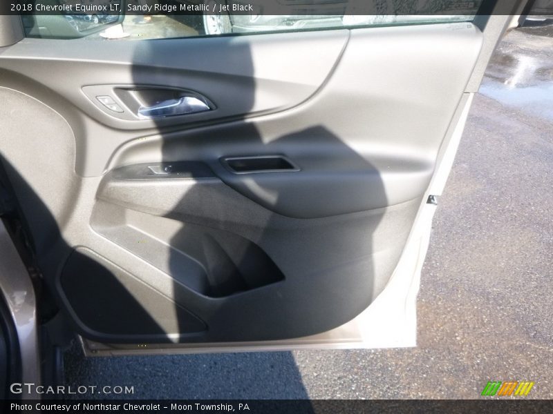 Sandy Ridge Metallic / Jet Black 2018 Chevrolet Equinox LT
