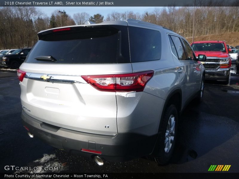 Silver Ice Metallic / Jet Black 2018 Chevrolet Traverse LT AWD