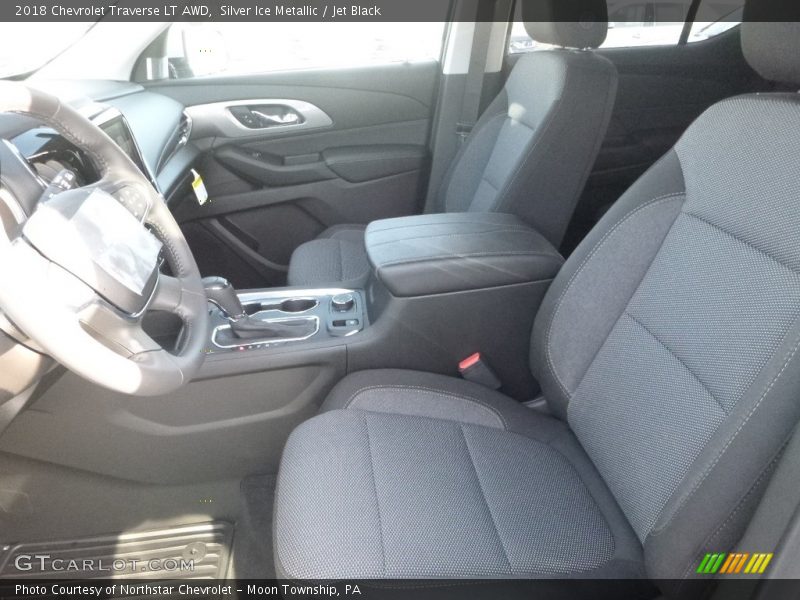 Silver Ice Metallic / Jet Black 2018 Chevrolet Traverse LT AWD