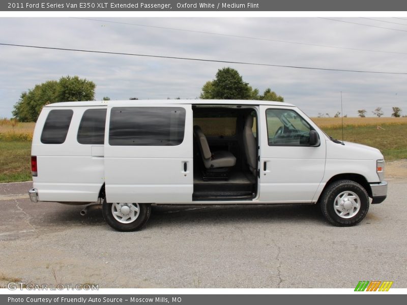 Oxford White / Medium Flint 2011 Ford E Series Van E350 XLT Extended Passenger