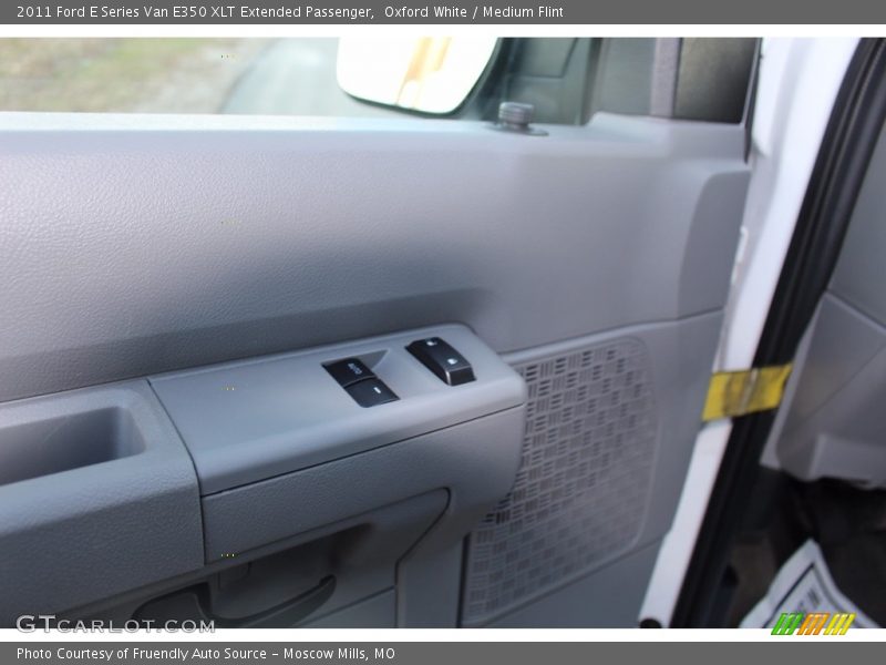 Oxford White / Medium Flint 2011 Ford E Series Van E350 XLT Extended Passenger