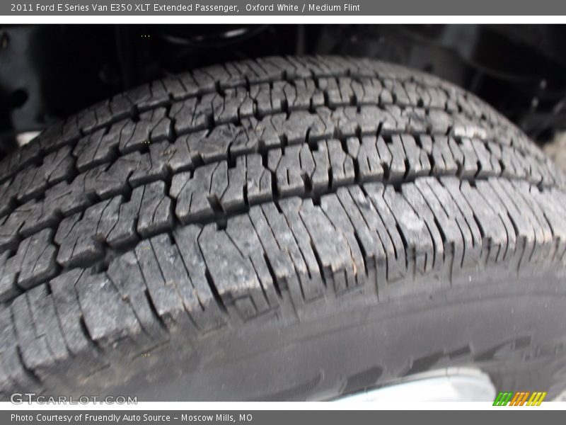 Oxford White / Medium Flint 2011 Ford E Series Van E350 XLT Extended Passenger