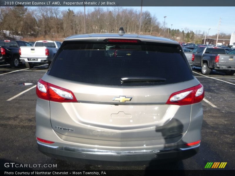 Pepperdust Metallic / Jet Black 2018 Chevrolet Equinox LT AWD