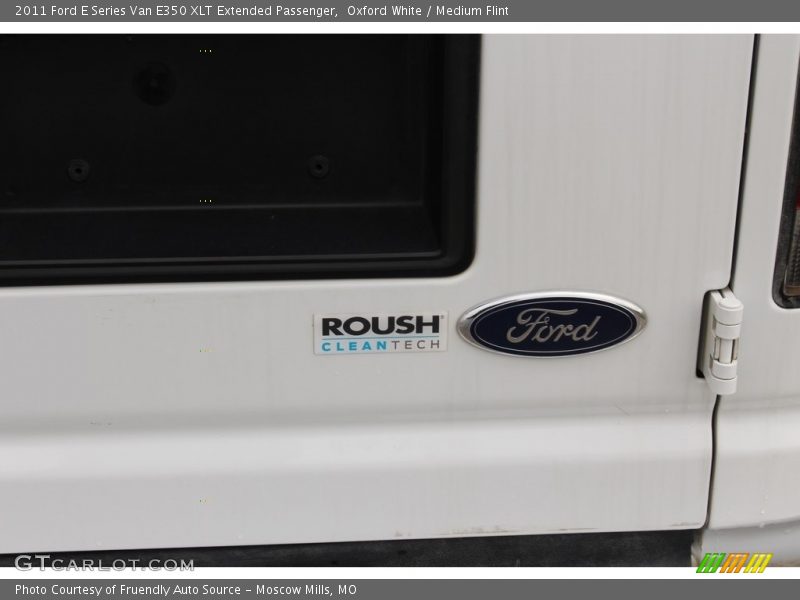 Oxford White / Medium Flint 2011 Ford E Series Van E350 XLT Extended Passenger